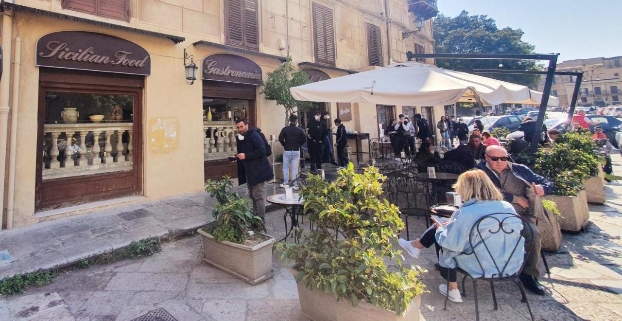 Garibaldi Rooms 29 - Piazza Marina A Palermo - In Pieno Centro. Ngoại thất bức ảnh