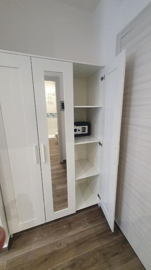 Garibaldi Rooms 29 - Piazza Marina A Palermo - In Pieno Centro. Ngoại thất bức ảnh