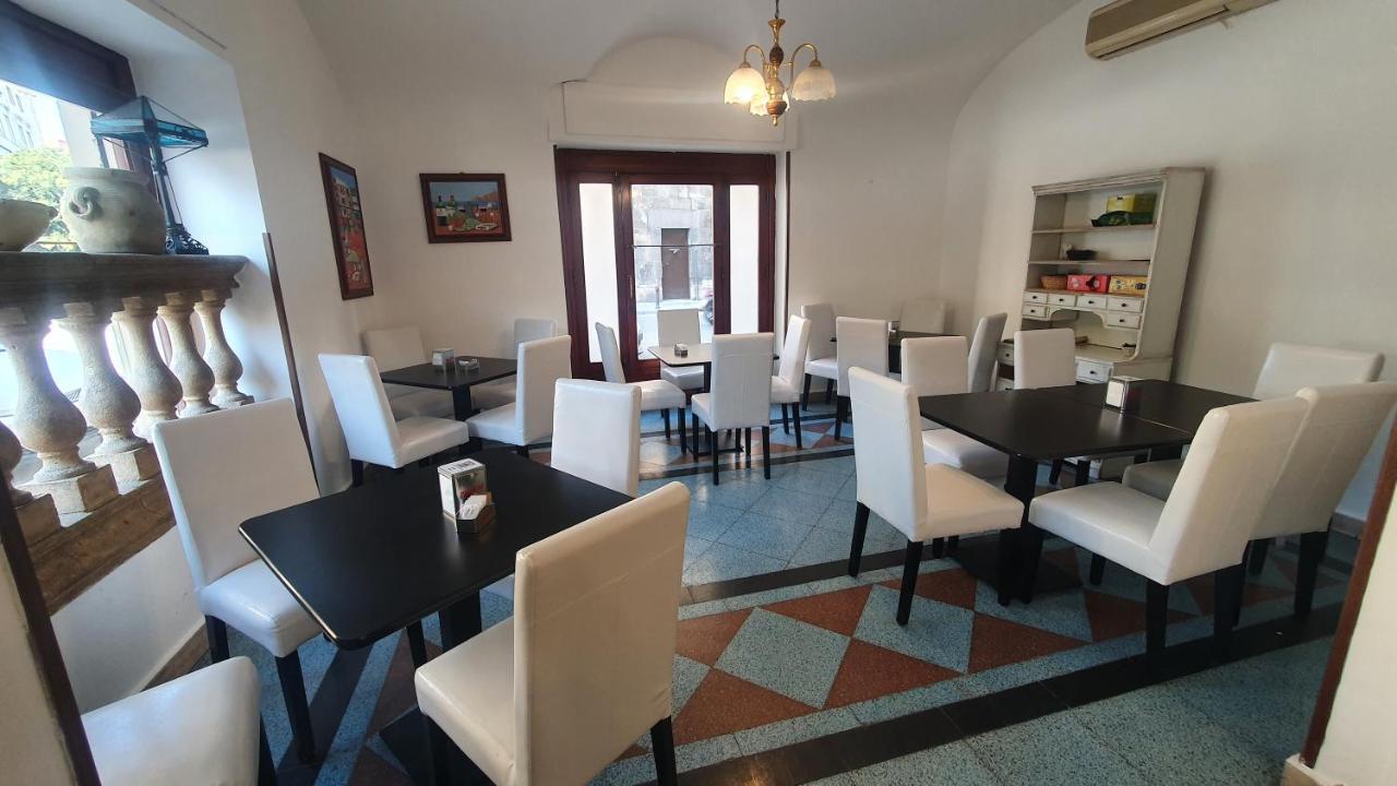 Garibaldi Rooms 29 - Piazza Marina A Palermo - In Pieno Centro. Ngoại thất bức ảnh